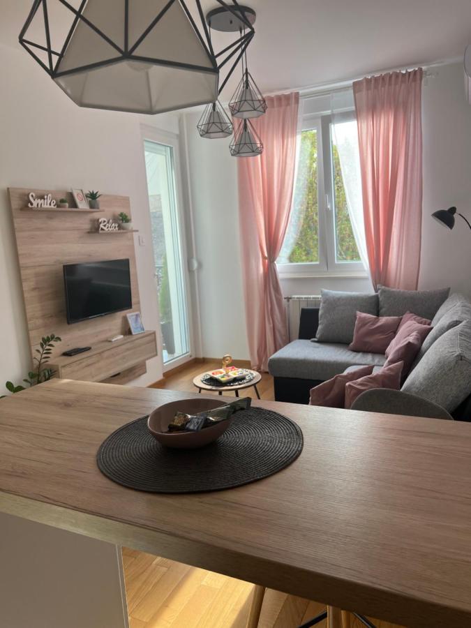 Apartment Luxe Nine Novi Sad Eksteriør bilde