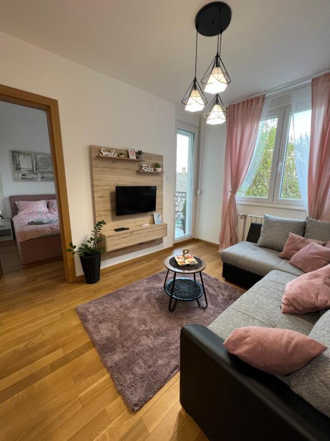 Apartment Luxe Nine Novi Sad Eksteriør bilde